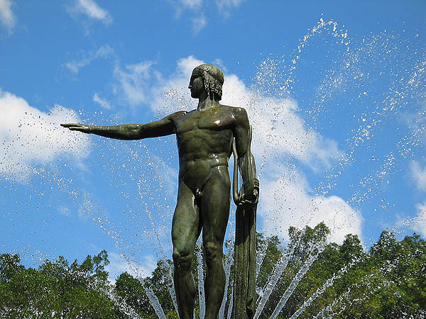 Australia 2004: Hyde Park Fountain