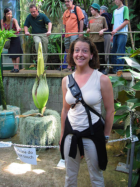 Australia 2004: Botanic Titan Arum and Jane