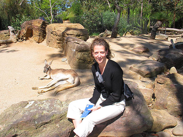 Australia 2004: Taronga Roo and Jane