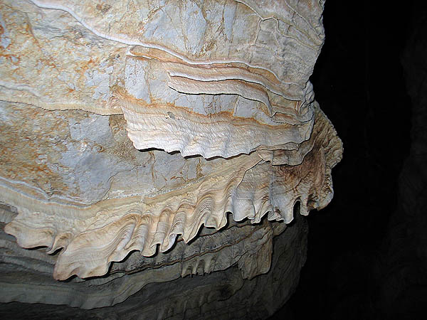 Australia 2004: Cave Formation 07 (Cave Bacon!)