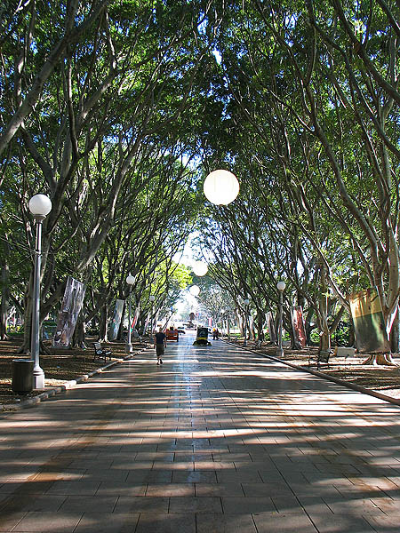 Australia 2004: Hyde Park Walk