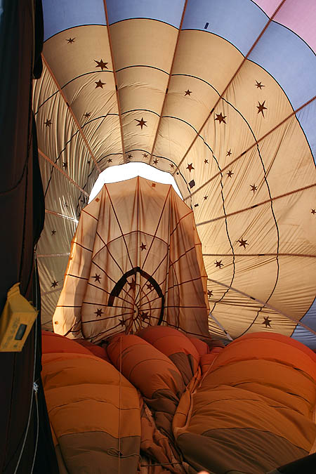 Ballooning 2005: Balloon Deflating