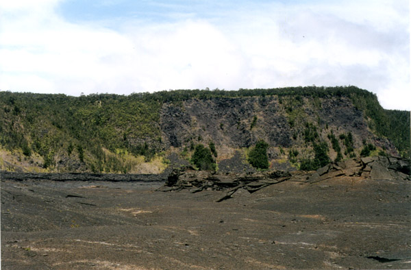 Hawaii: Kilauea Crater Broken Landscape