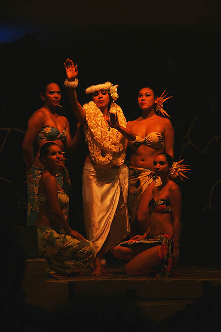 Hawaii 2006: Luau Dancers 2