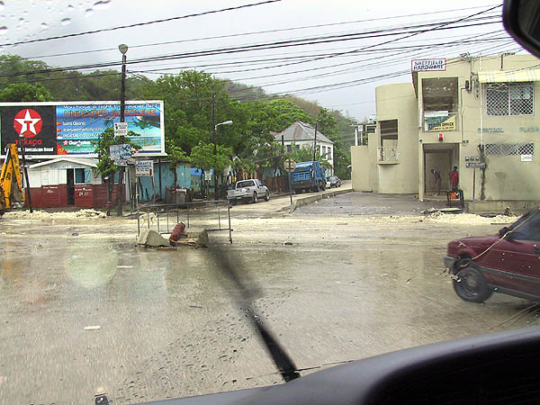 Jamaica 2002: Road to Montego Bay 05