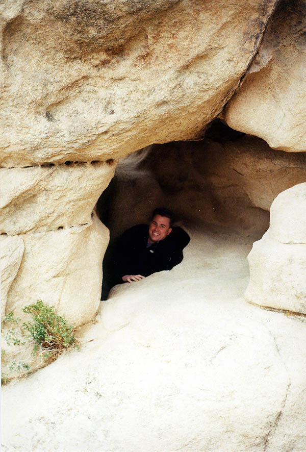 Joshua Tree 2001: Curtis in the Hole