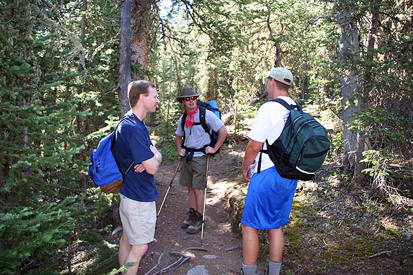 Hike Lincoln Lake 2005: On the Trail 2