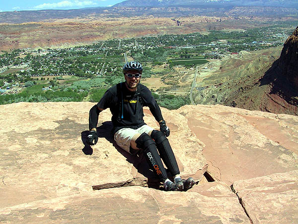 Moab April 2002: Poison Spider Terry on the Portal Ledge