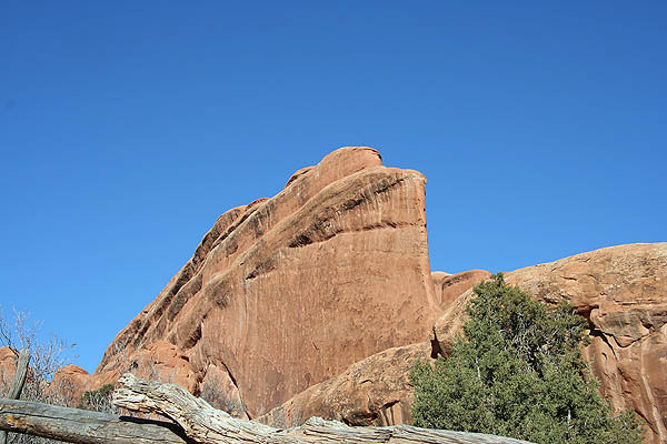 Moab 2005: Arches: Ship Rock