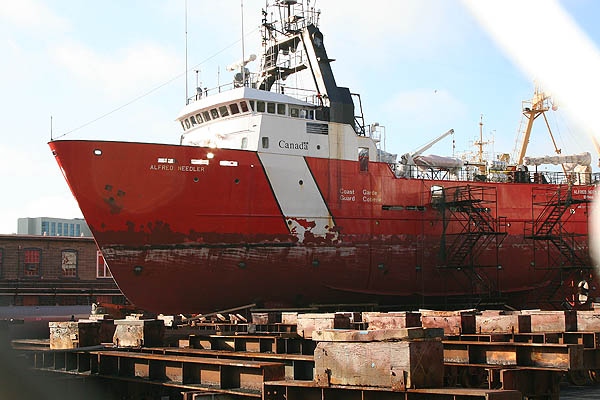 Newfoundland 2005: Dry Dock Ship