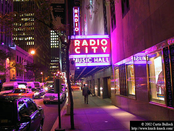 NYC 2002: Radio City Music Hall 02