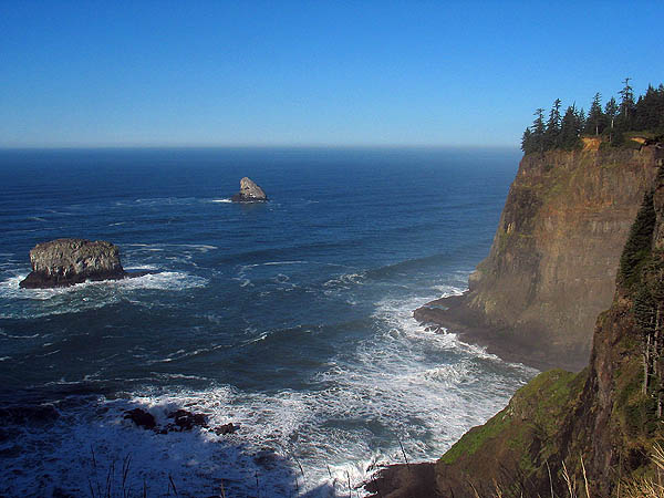 Oregon Coast 2005: Coastal Rocks 02