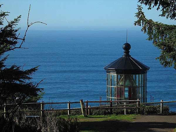 Oregon Coast 2005: Cape Mears Lighthouse 01