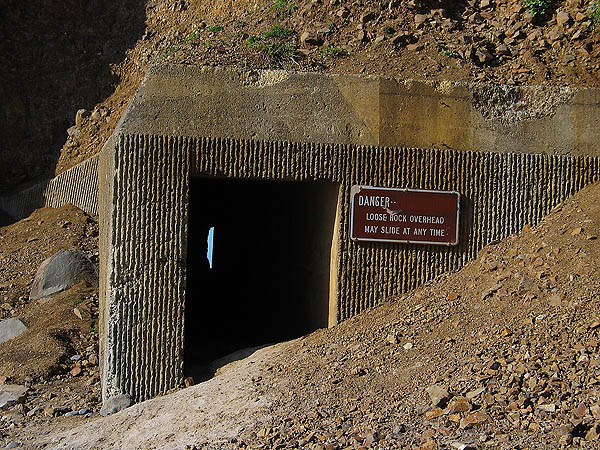 Oregon Coast 2005: Tunnel Entrance 02