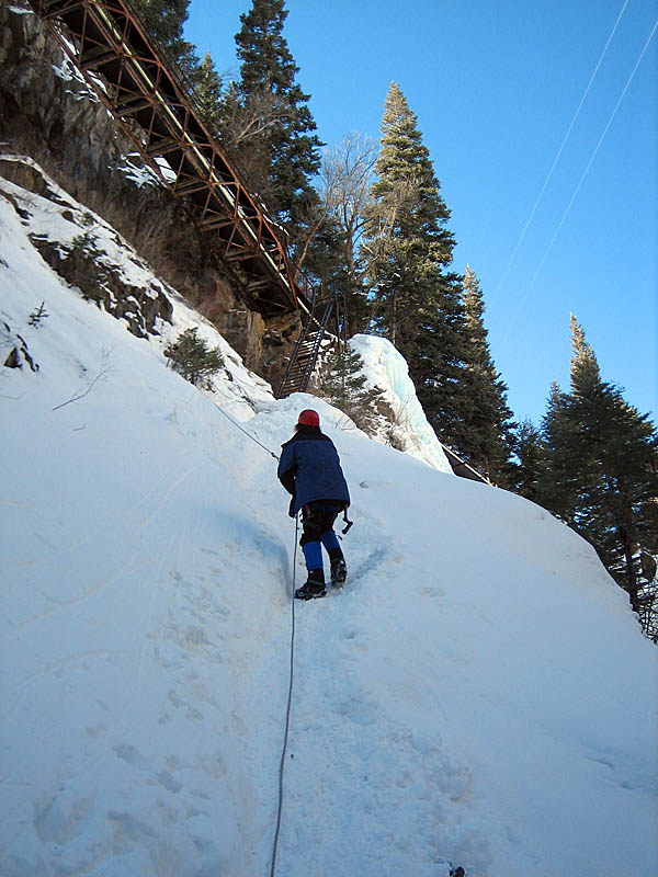 Ouray 2007: Climbing out of Schoolhouse