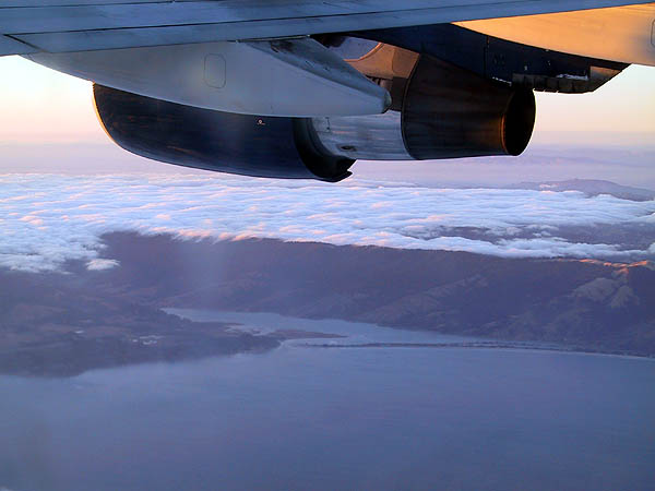 SFO: Clouds and Wing