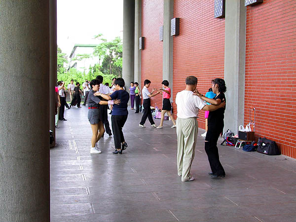 Taipei 2001: Swing Dancers