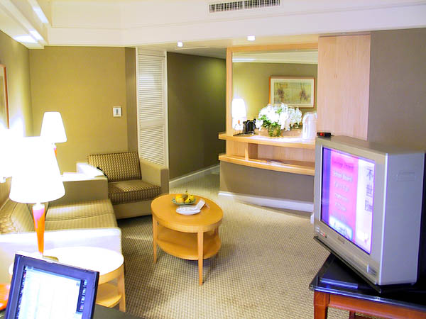 Taipei 2001: Hotel Room 01