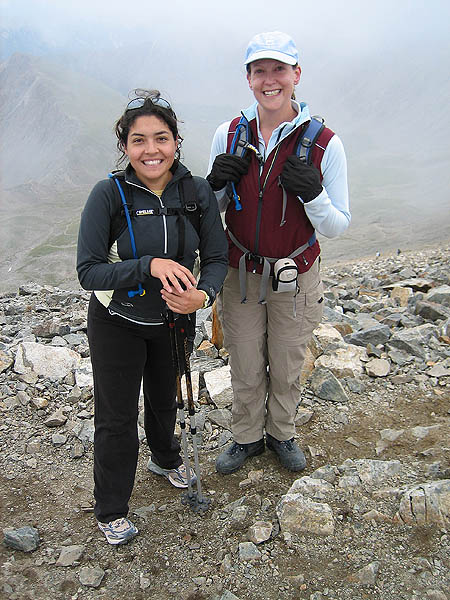 Torreys 2006: Claudia and Jane on Grays