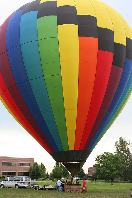 Ballooning 2005: First Balloon Inflated