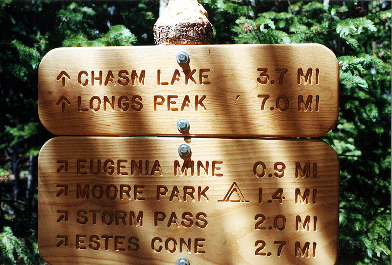 Chasm Lake 2000: Sign