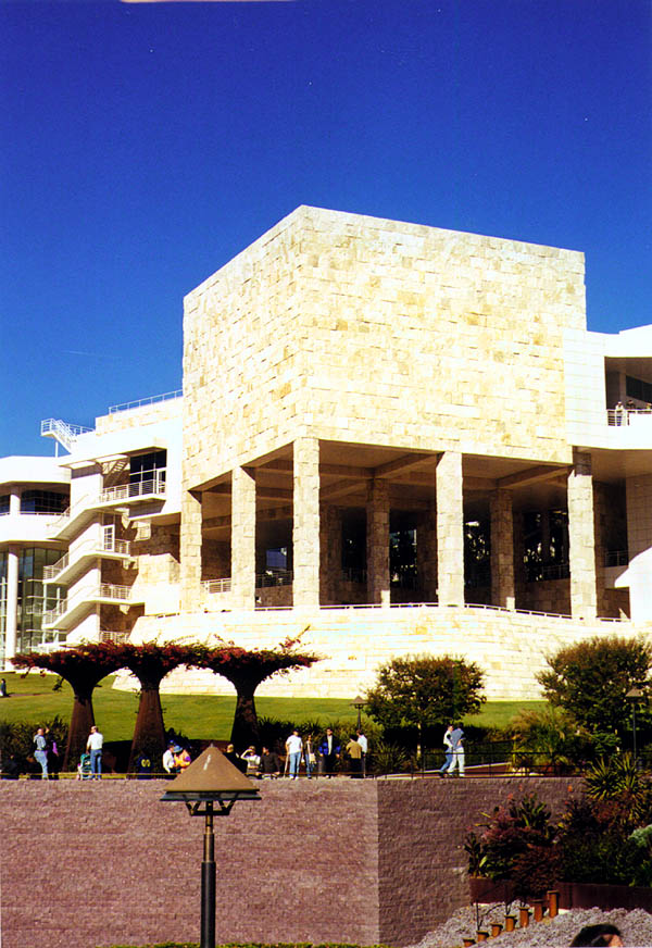 Getty 2000: Building East of Central Garden