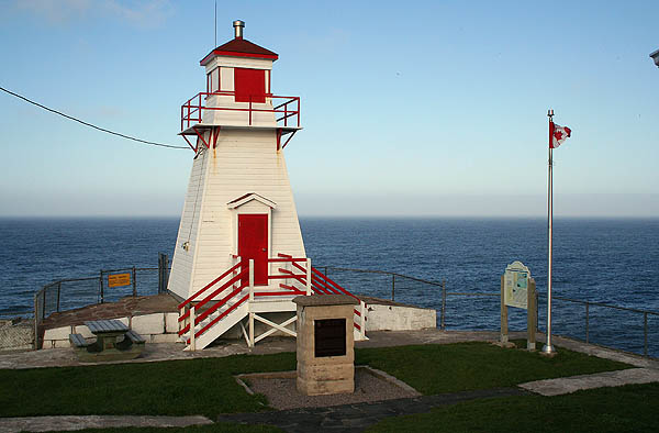 Newfoundland 2005: Ft. Amherst Lighthouse
