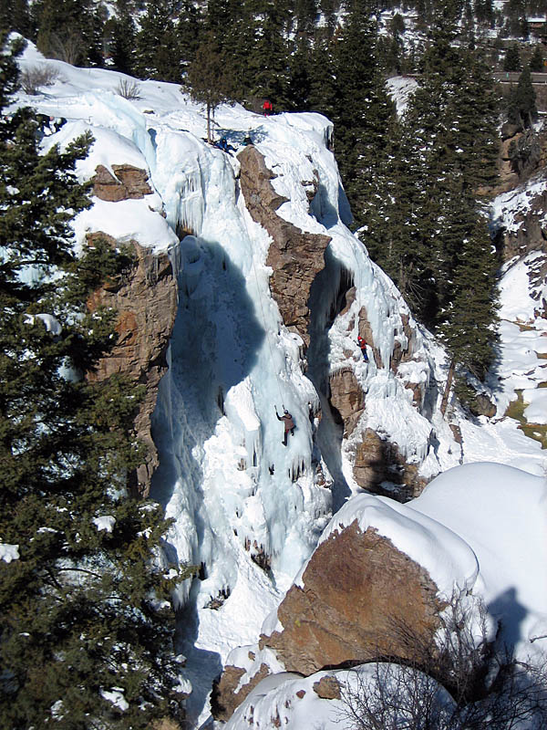 Ouray 2007: Climbers in Scottish Gullies