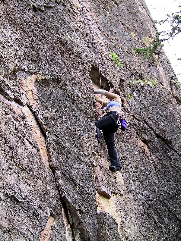 Shelf Road 2002: Sara Climbing 07