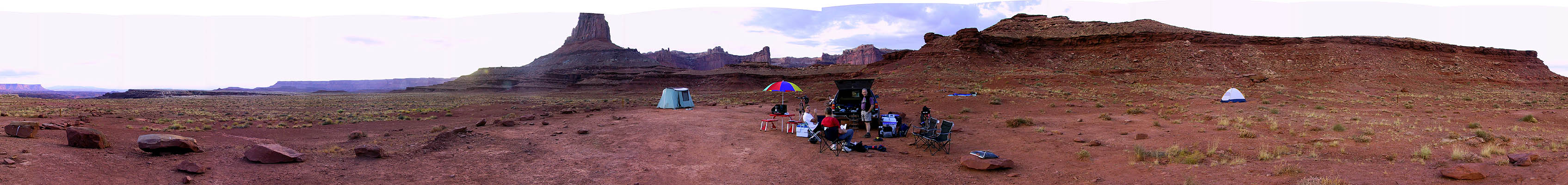 White Rim 2001: Day 1: Airport Camp A (Panoramic)
